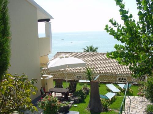 Menigos Resort House Agios Gordios  Luaran gambar