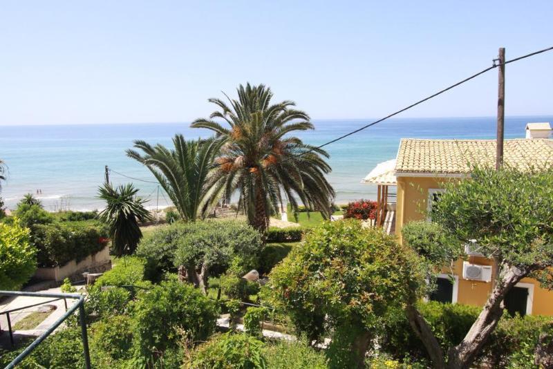 Menigos Resort House Agios Gordios  Luaran gambar