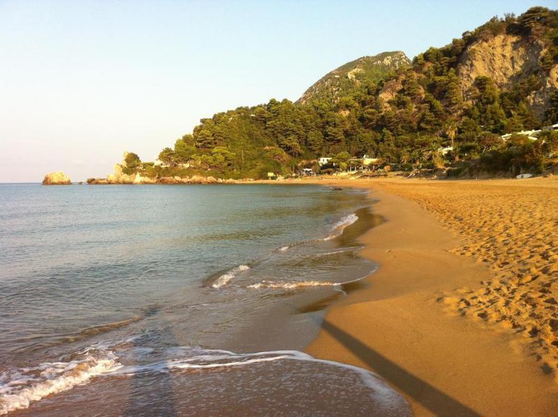 Menigos Resort House Agios Gordios  Luaran gambar