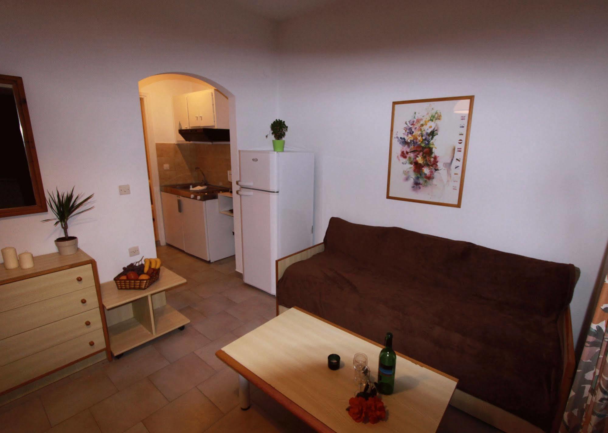 Menigos Resort House Agios Gordios  Luaran gambar