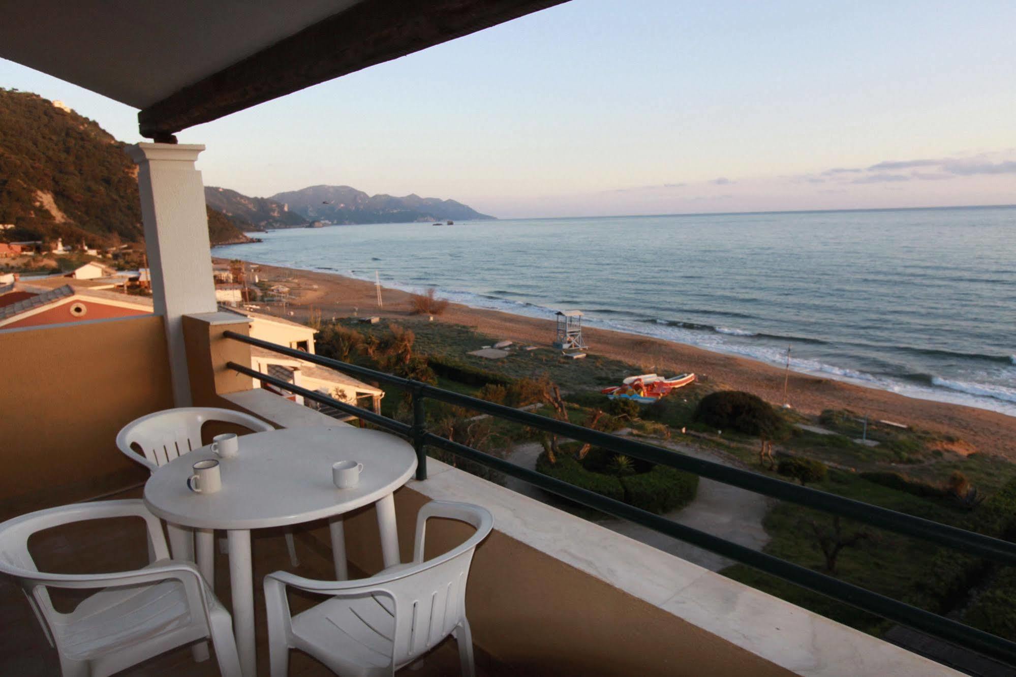 Menigos Resort House Agios Gordios  Luaran gambar